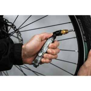 Lezyne Digital Check Drive digitaalinen painemittari