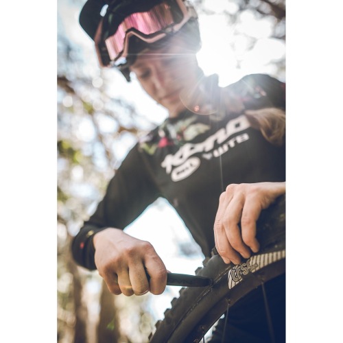 Lezyne Power Lever rengasraudat (2 kpl) – musta