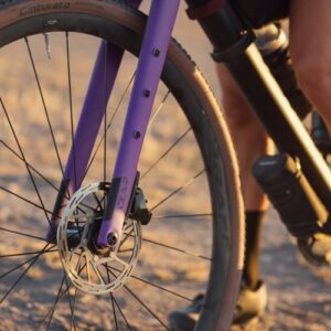 Wilier Adlar GRX gravelpyörä – musta/lila