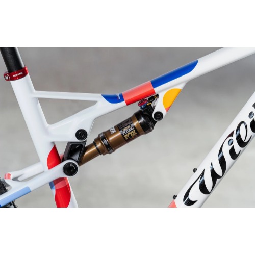 Wilier Urta MAX SLR (XTR Di2 1×12 / SID / K1) maastopyörä – olypop glossy